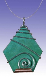 Berkshire Pin / Pendant with Chain