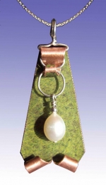 Luma Pin/Pendant with Chain